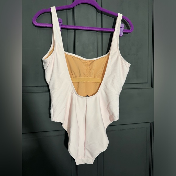 J. Crew one piece bathing suit light pink ripple - Picture 3 of 7